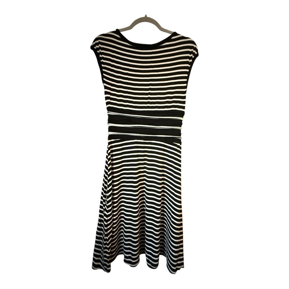 Max Studio Black and White Striped Midi Dress GUC Sz M - Picture 3 of 6